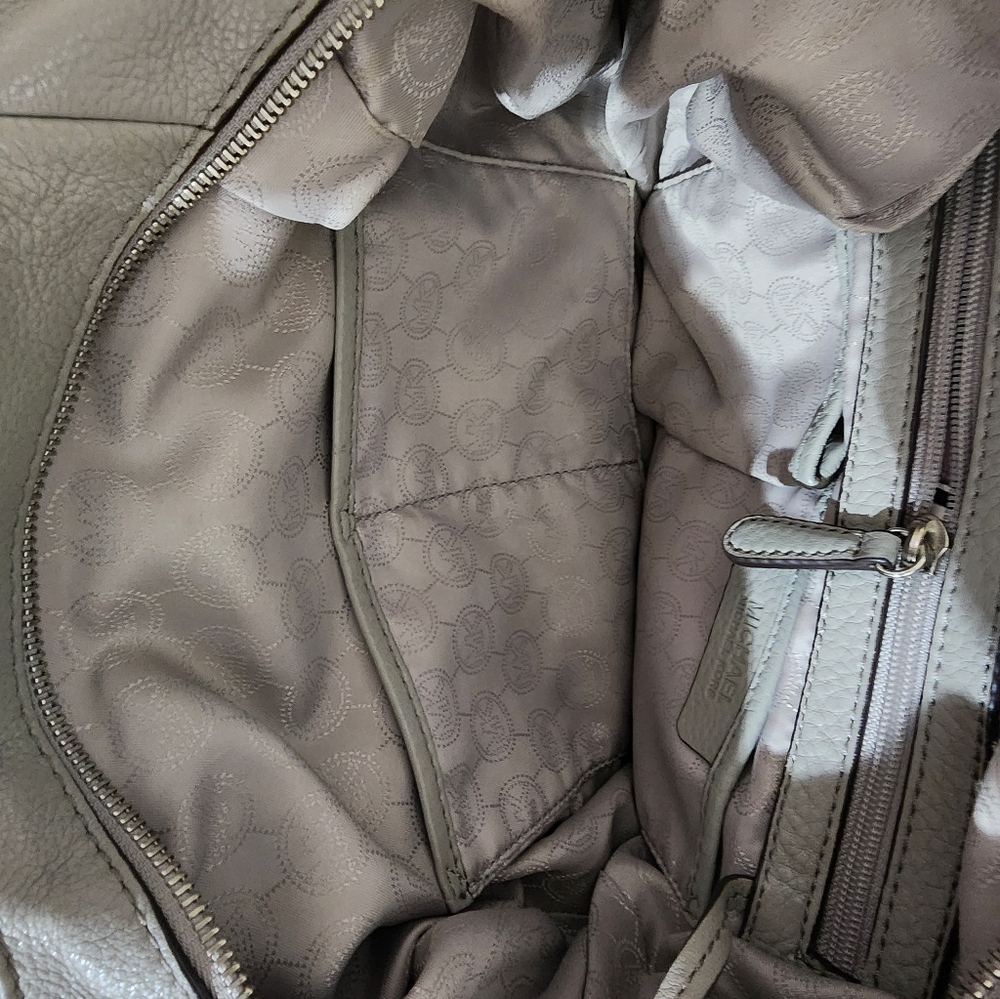 Michael Kors Grey Leather Bag - Picture 7 of 7